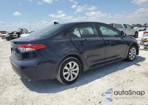 2021 Toyota Corolla Le z USA, uszkodzony, nr VIN 5YFEPMAE2MP192407
